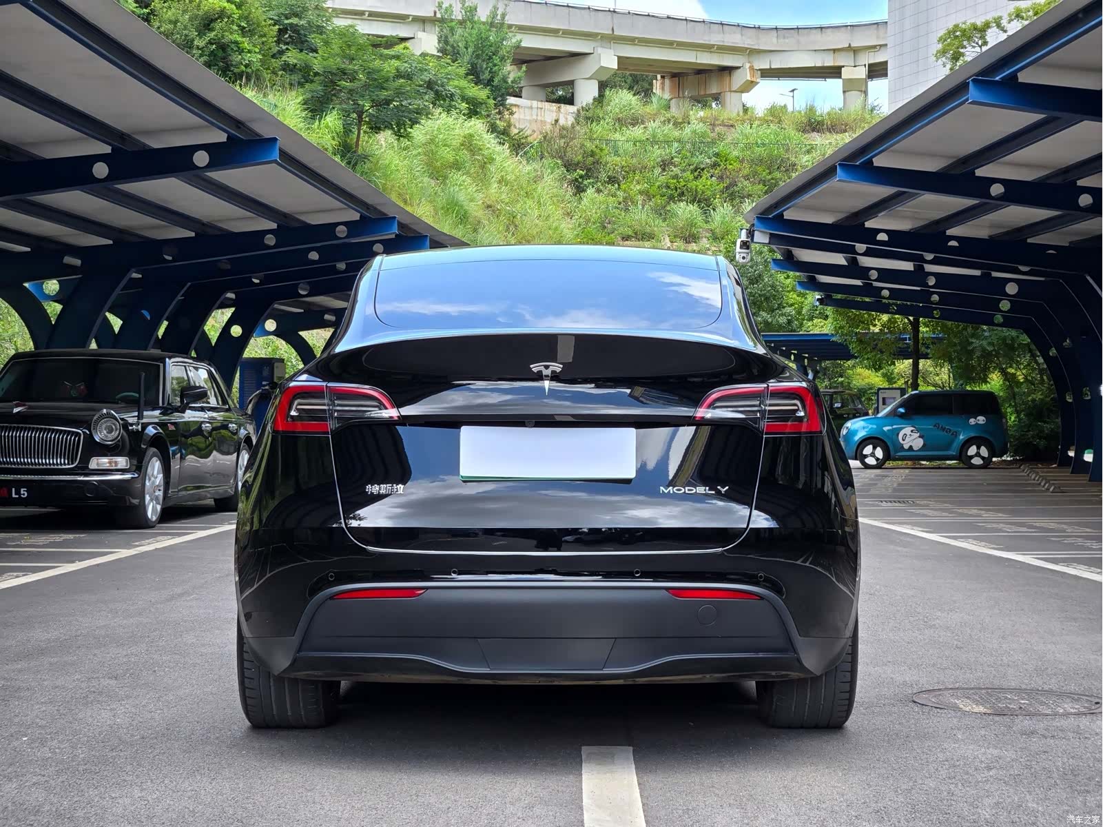 Tesla Model Y, 2022 14