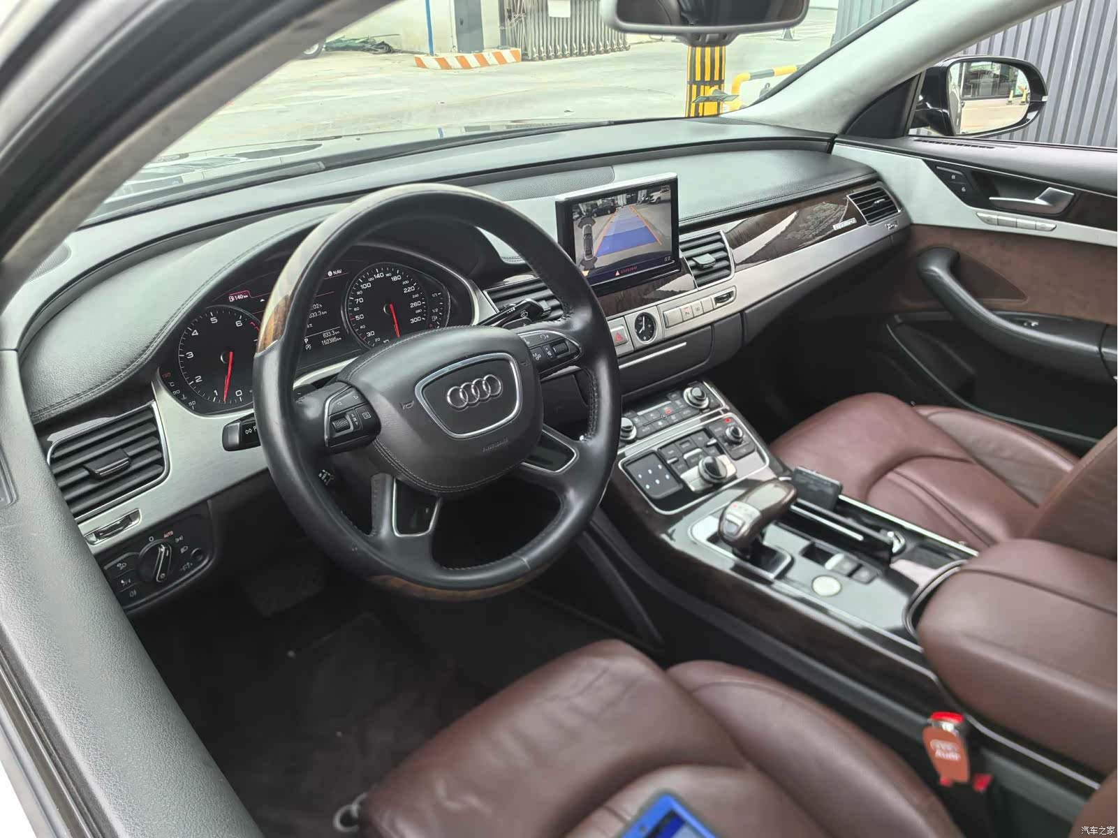Audi A8L, 2012 все фото