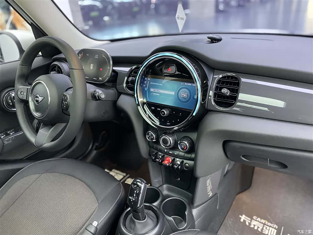 Mini ONE, 2024 9