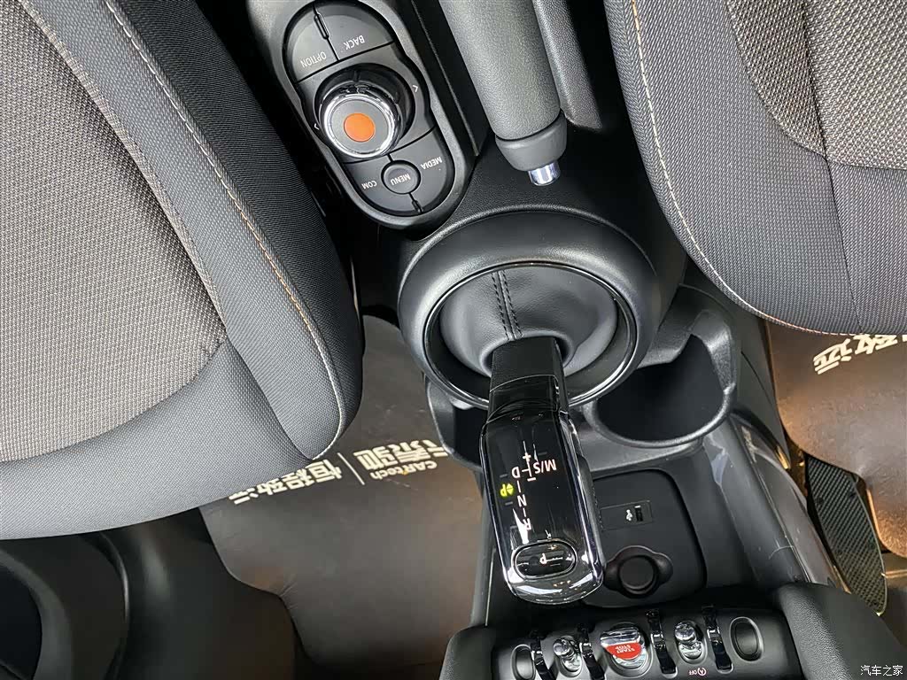 Mini ONE, 2024 21