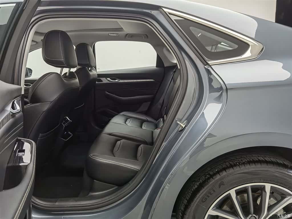 Geely Preface, 2023 15
