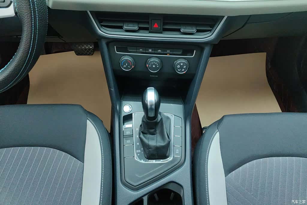 Volkswagen Tharu, 2024 16