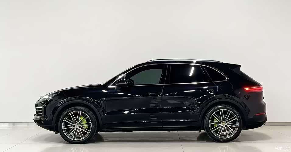 Porsche Cayenne, 2020 3