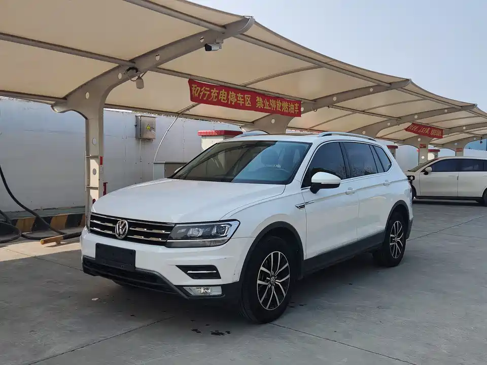 Volkswagen Tiguan L