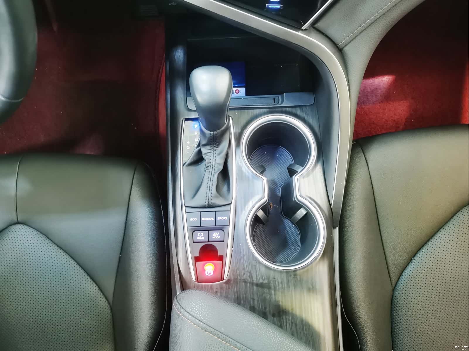 Toyota Camry, 2022 19
