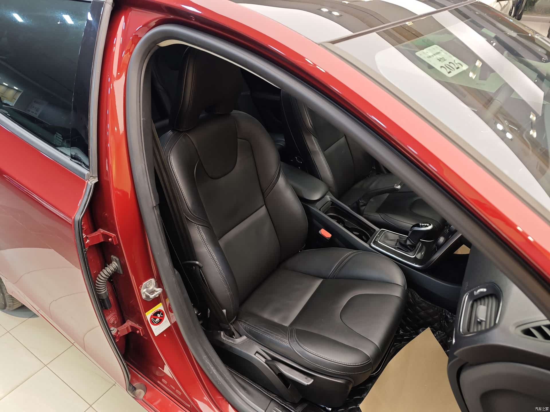 Volvo V40, 2018 31