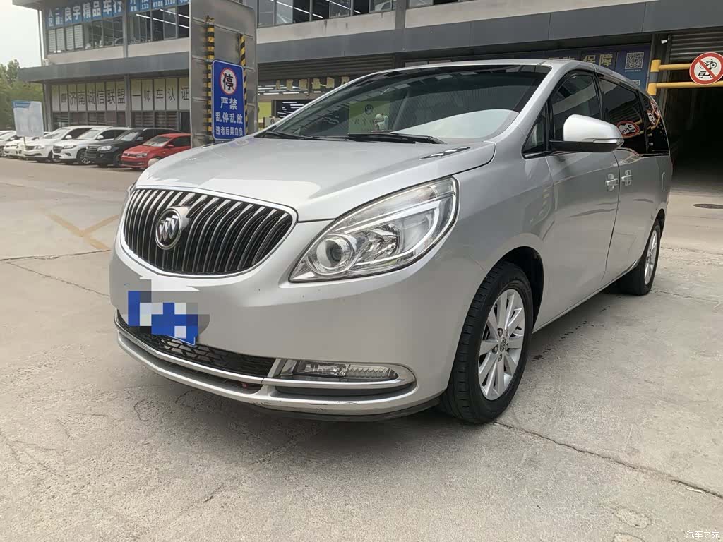 Buick GL8, 2016 1