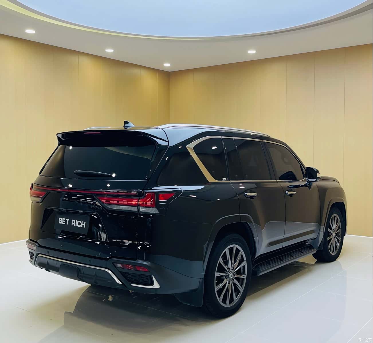 Lexus LX, 2023 8