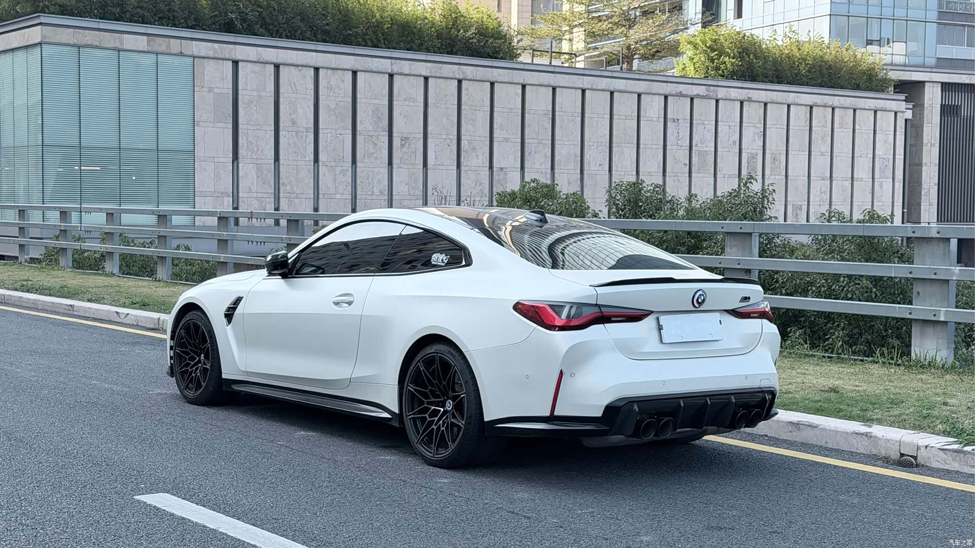 BMW M4, 2023 3