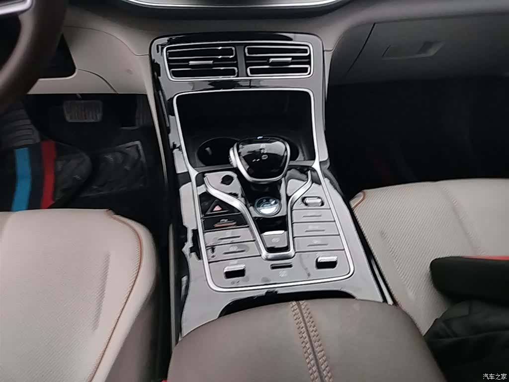 BYD Qin, 2024 14