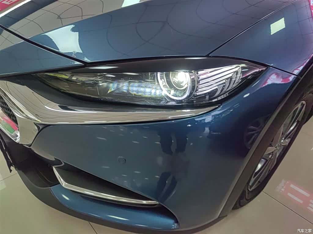 Mazda CX-4, 2022 23