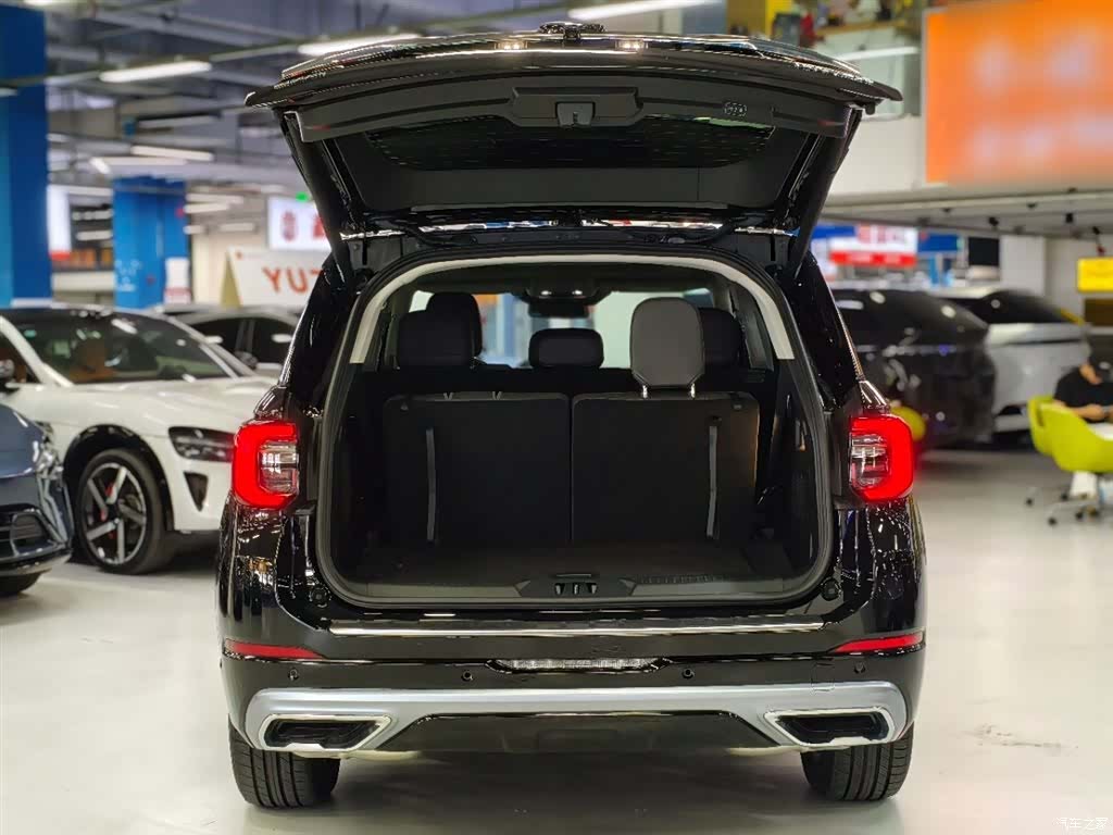 Ford Explorer, 2026 19