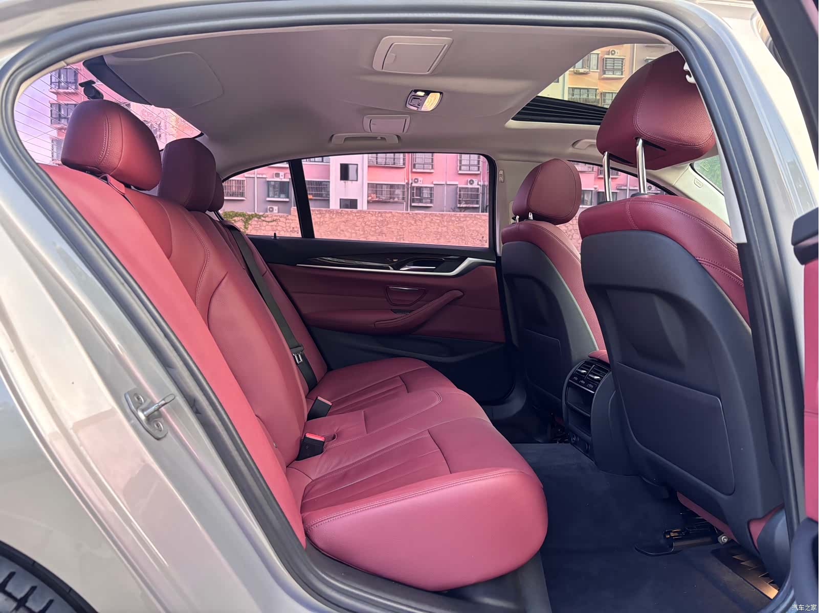 BMW 5 Series, 2018 10