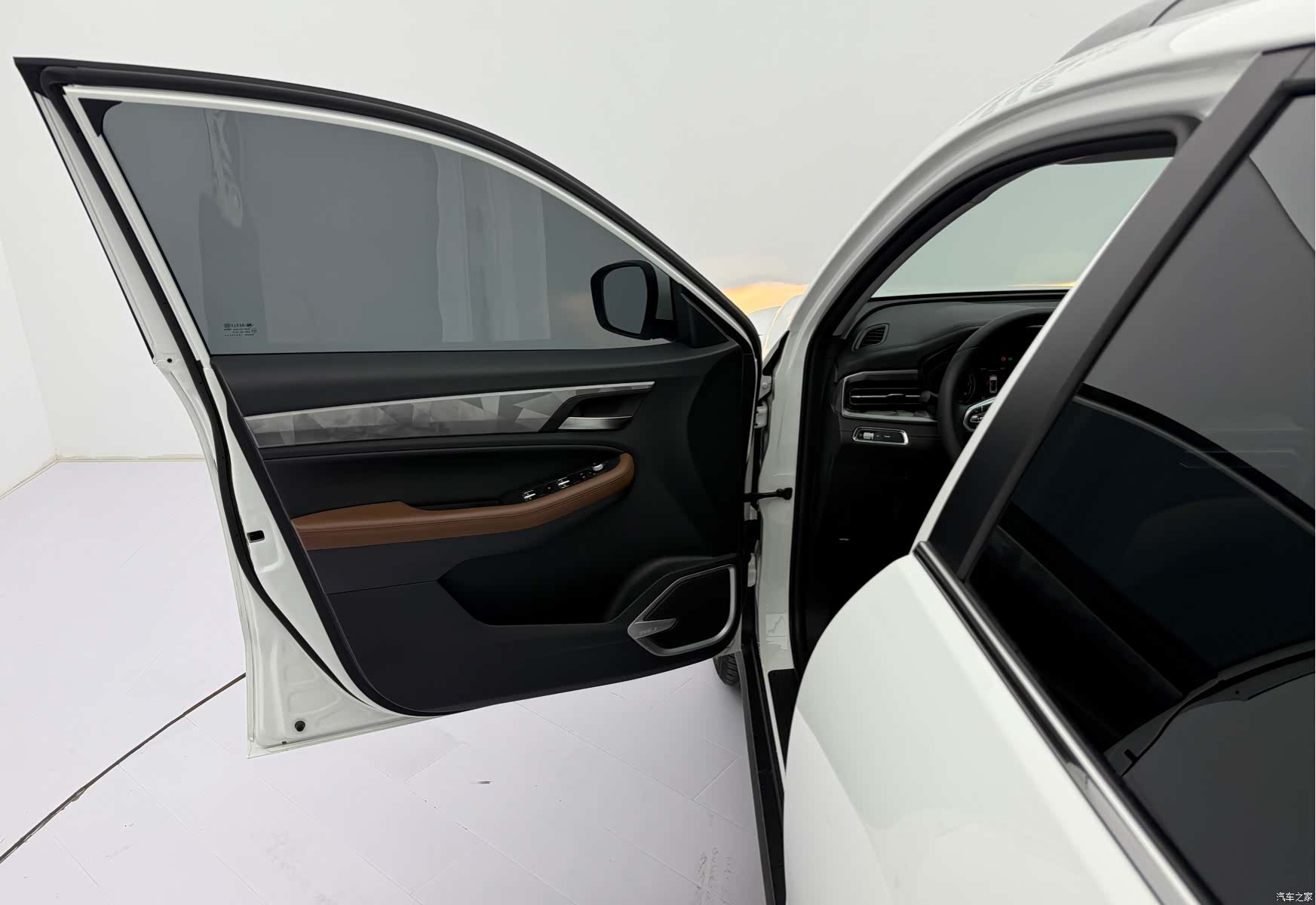 Geely X6, 2022 17
