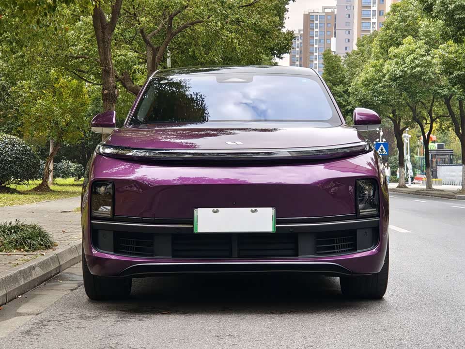 Li Auto Ideal L8