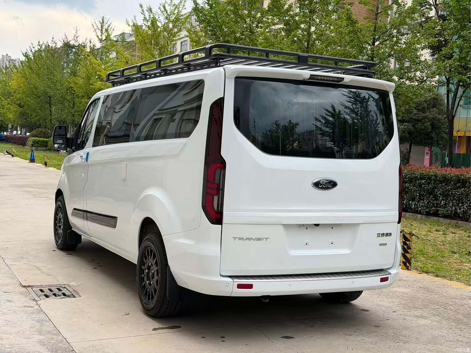 Ford Tourneo, 2024 9