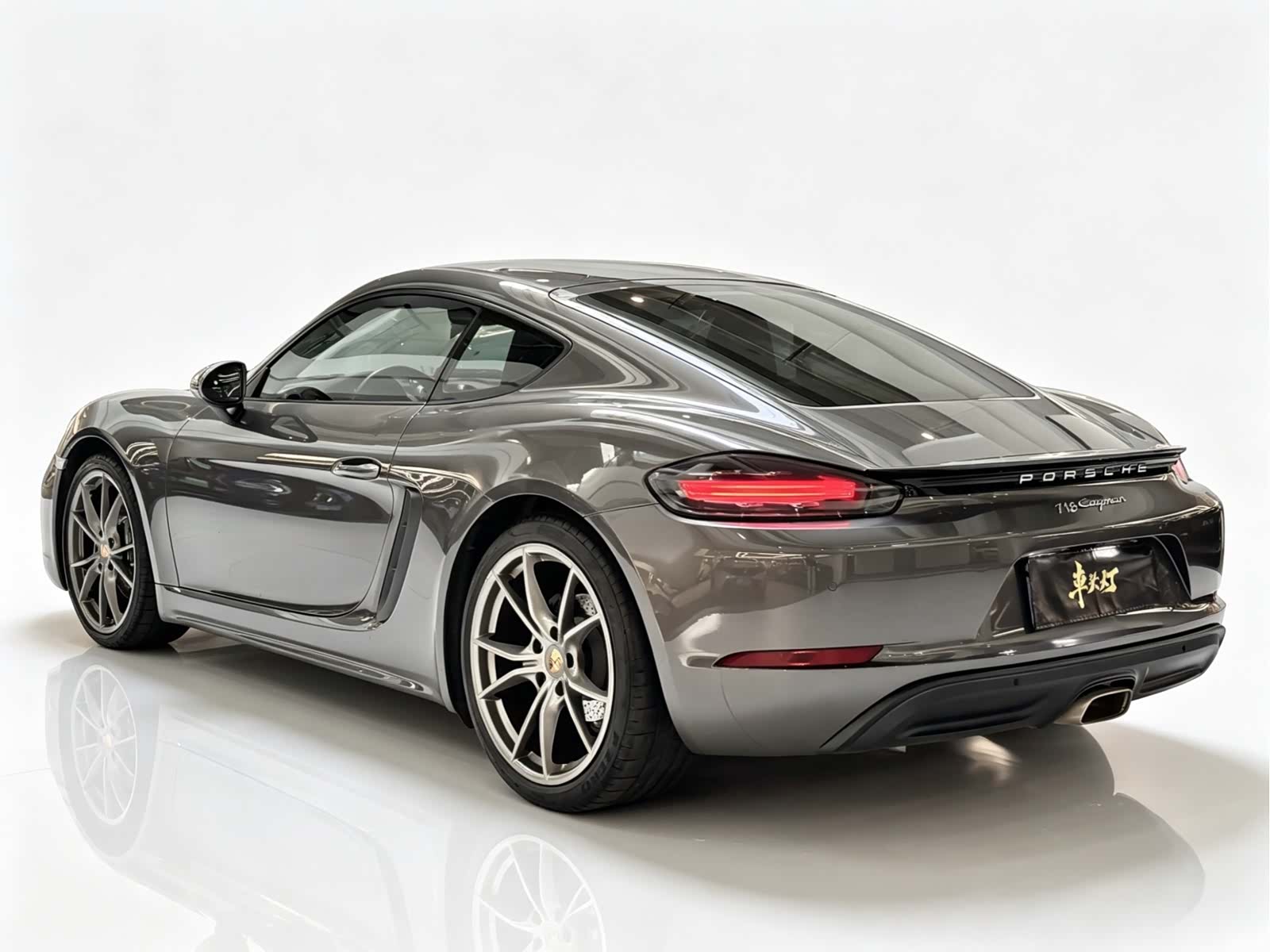 Porsche Cayman, 2020 4