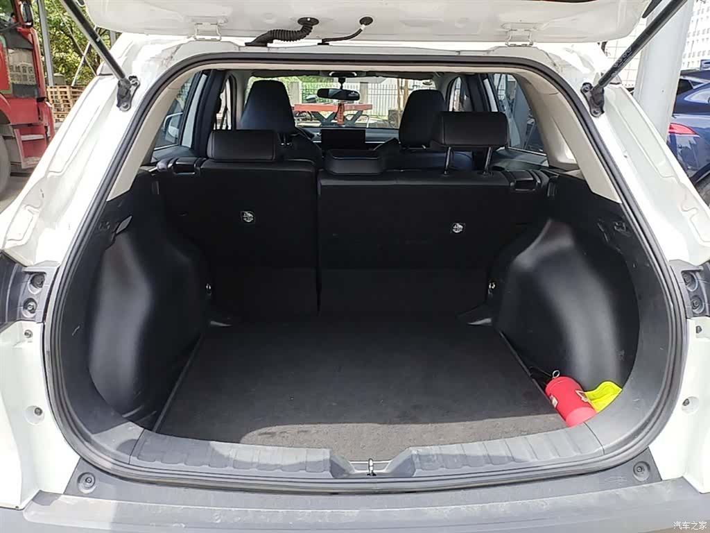 Toyota Frontlander, 2025 15