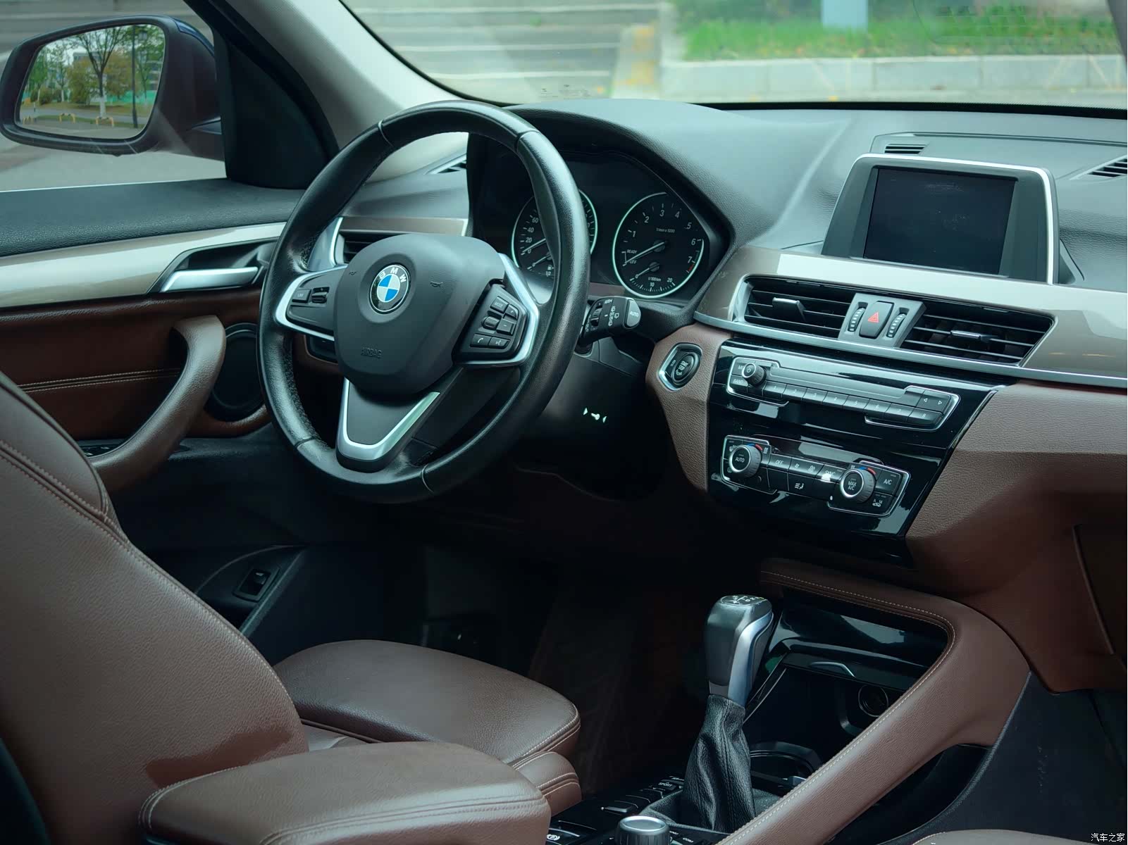 BMW X1, 2018 12