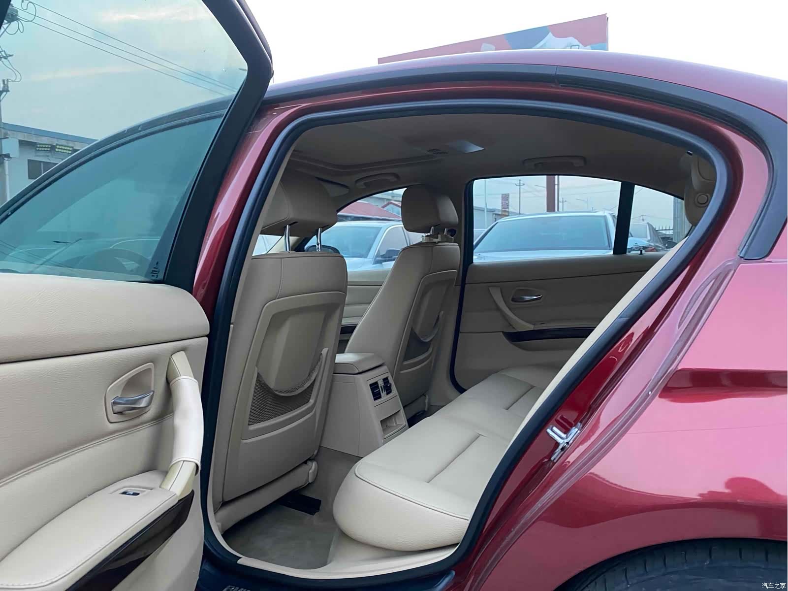 BMW 3 Series, 2010 7