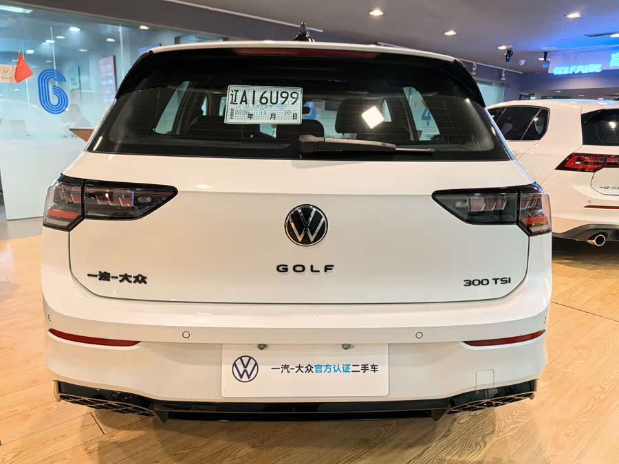 Volkswagen Golf 2025, фото 4