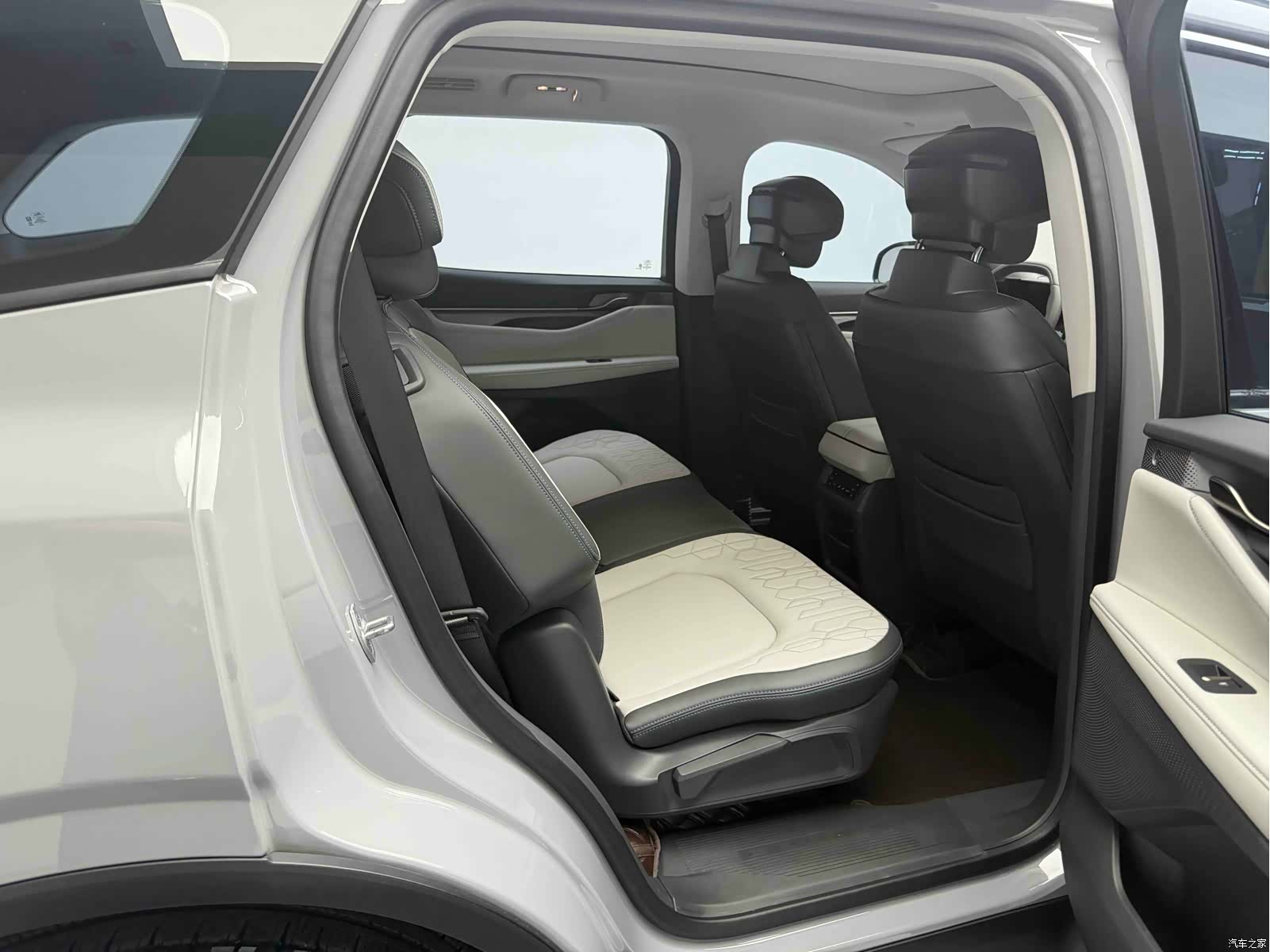 Ford Edge L, 2023 6