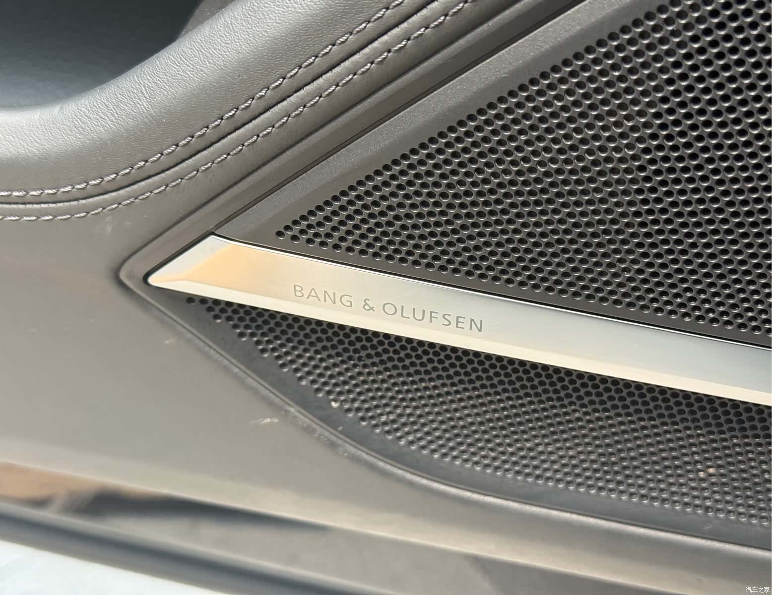 Audi A8L, 2019 14