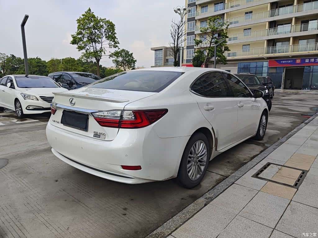 Lexus ES, 2017 все фото