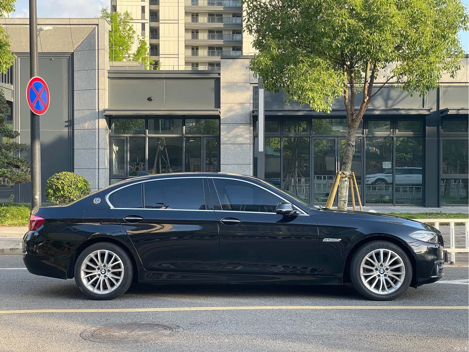 BMW 5 Series, 2017 3