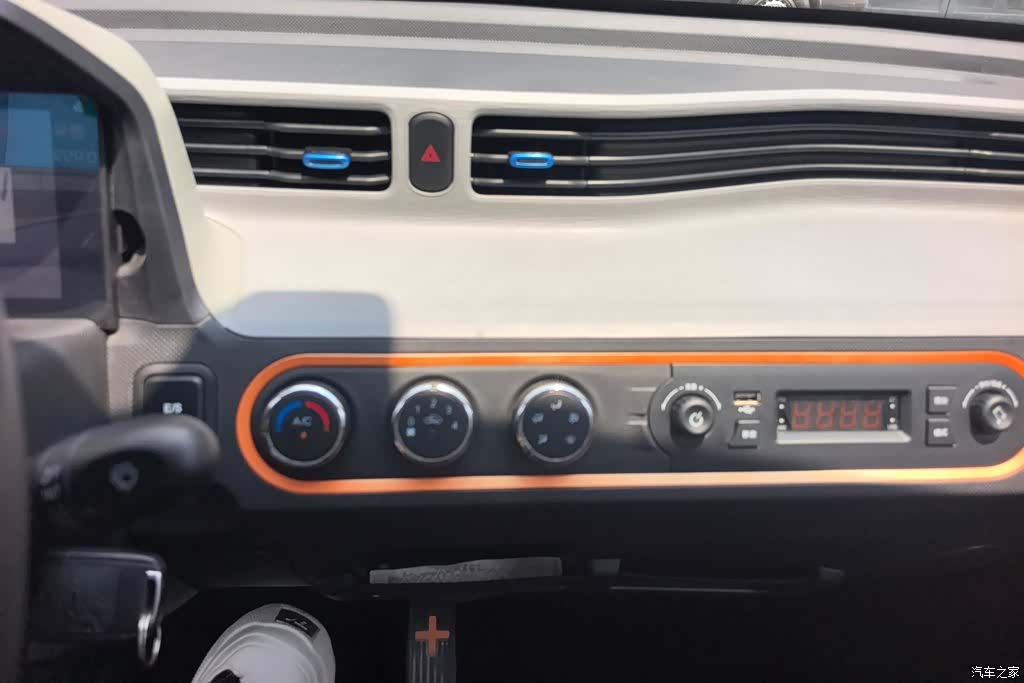 Wuling MINIEV, 2024 13