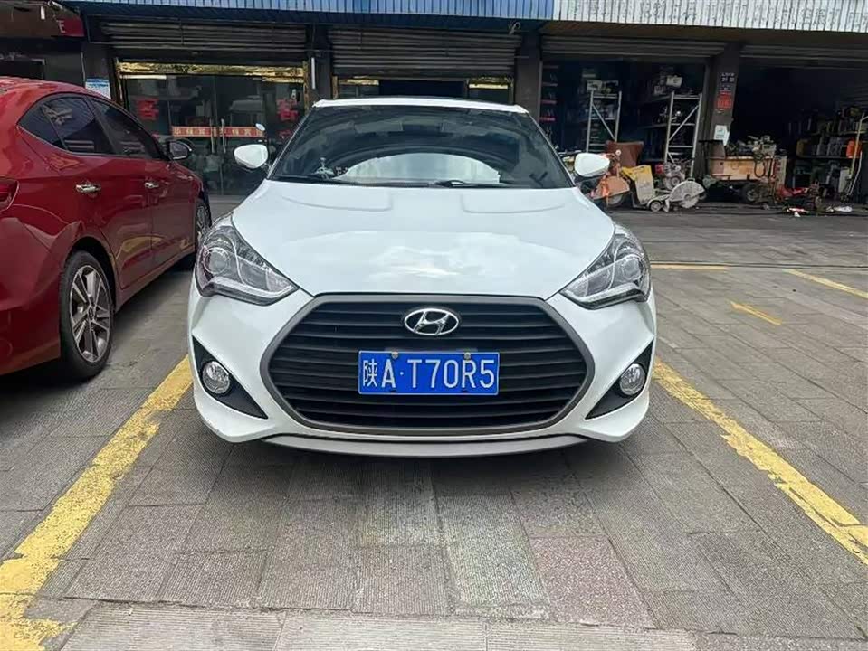 Hyundai Veloster