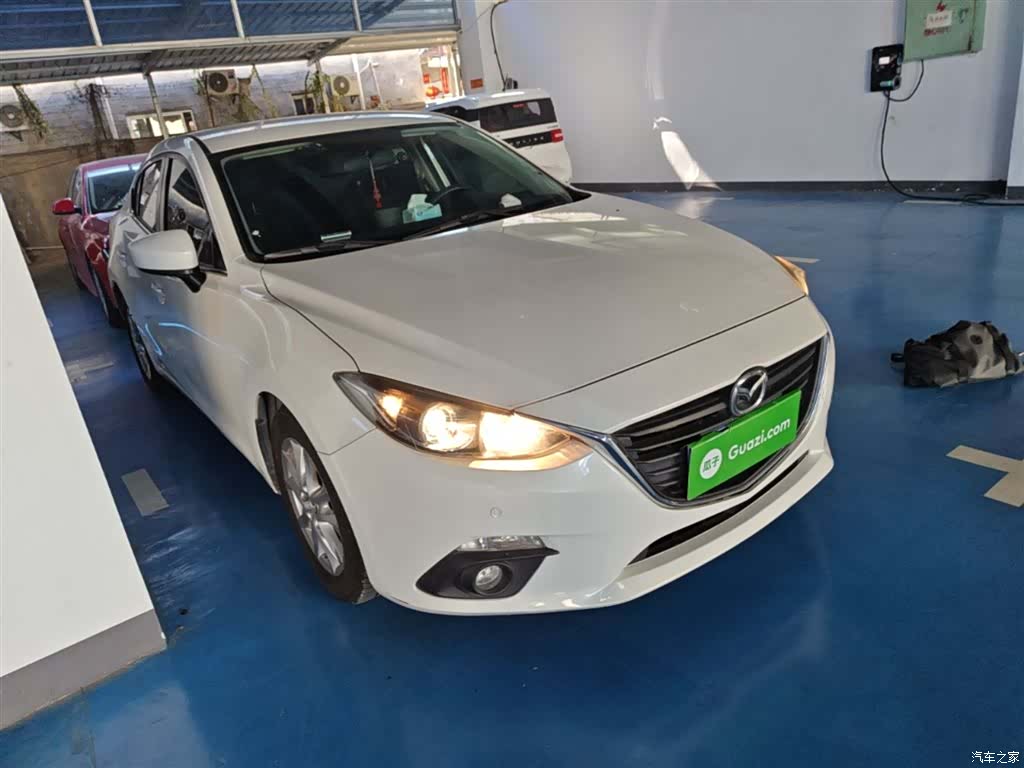 Mazda Mazda3, 2016 4