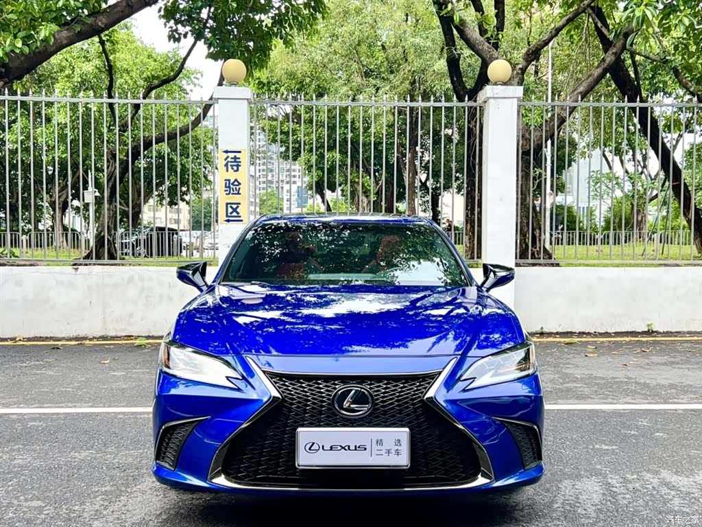Lexus ES, 2020 2