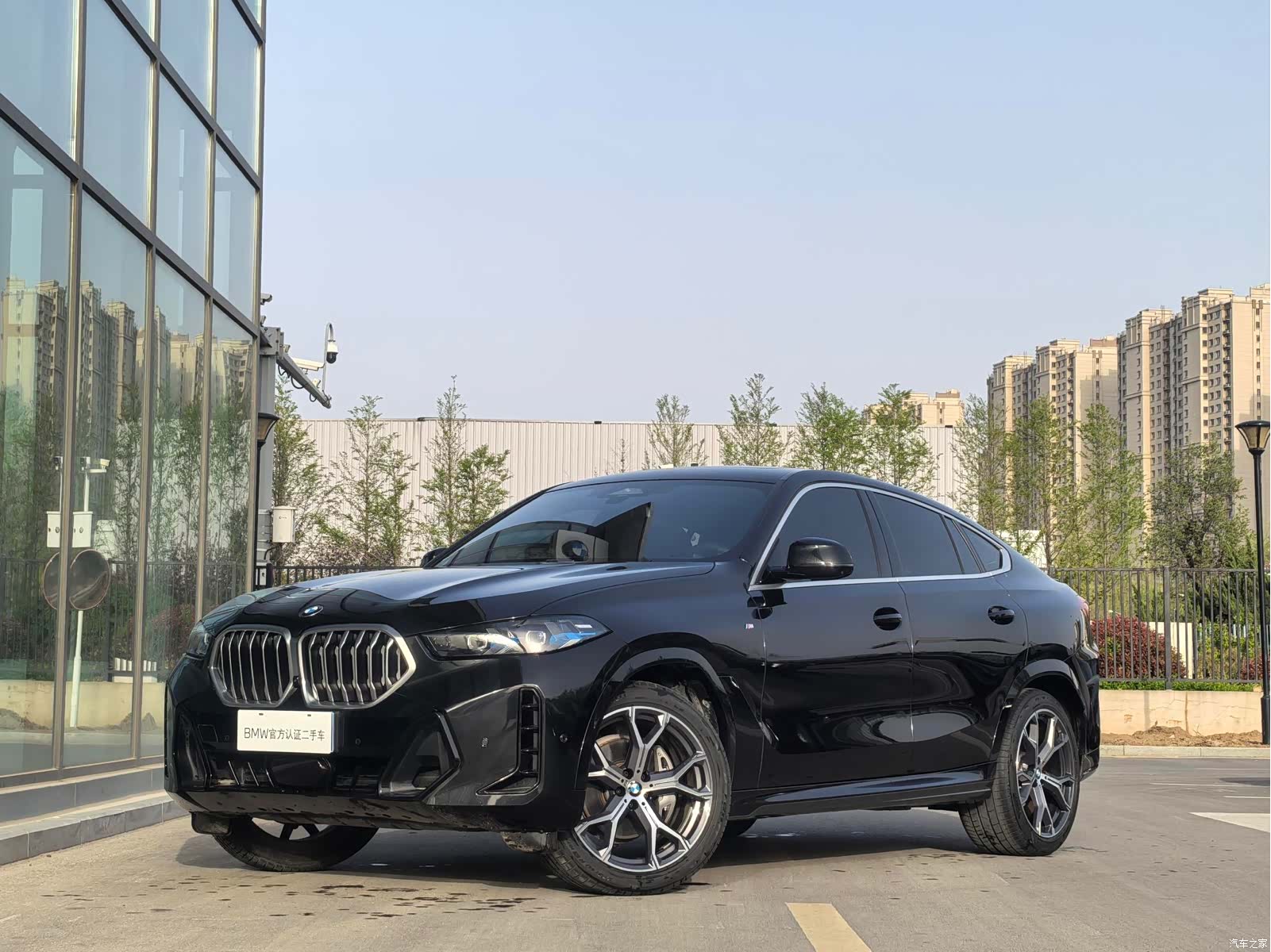 BMW X6, 2025 1