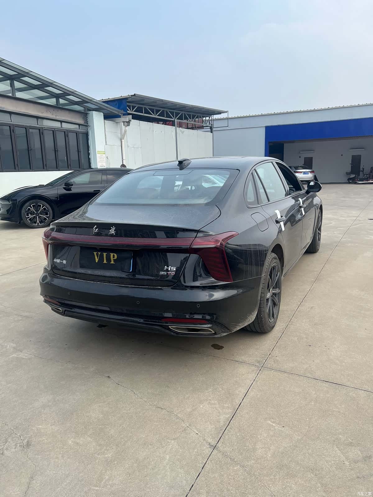 Hongqi H5, 2025 18