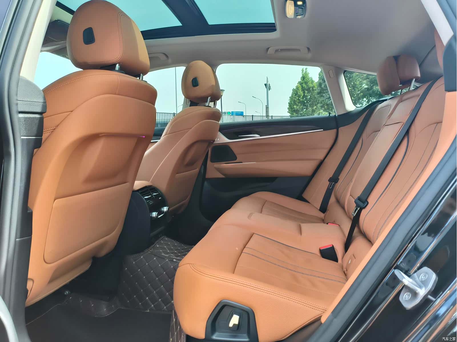 BMW 6 Series GT, 2023 14