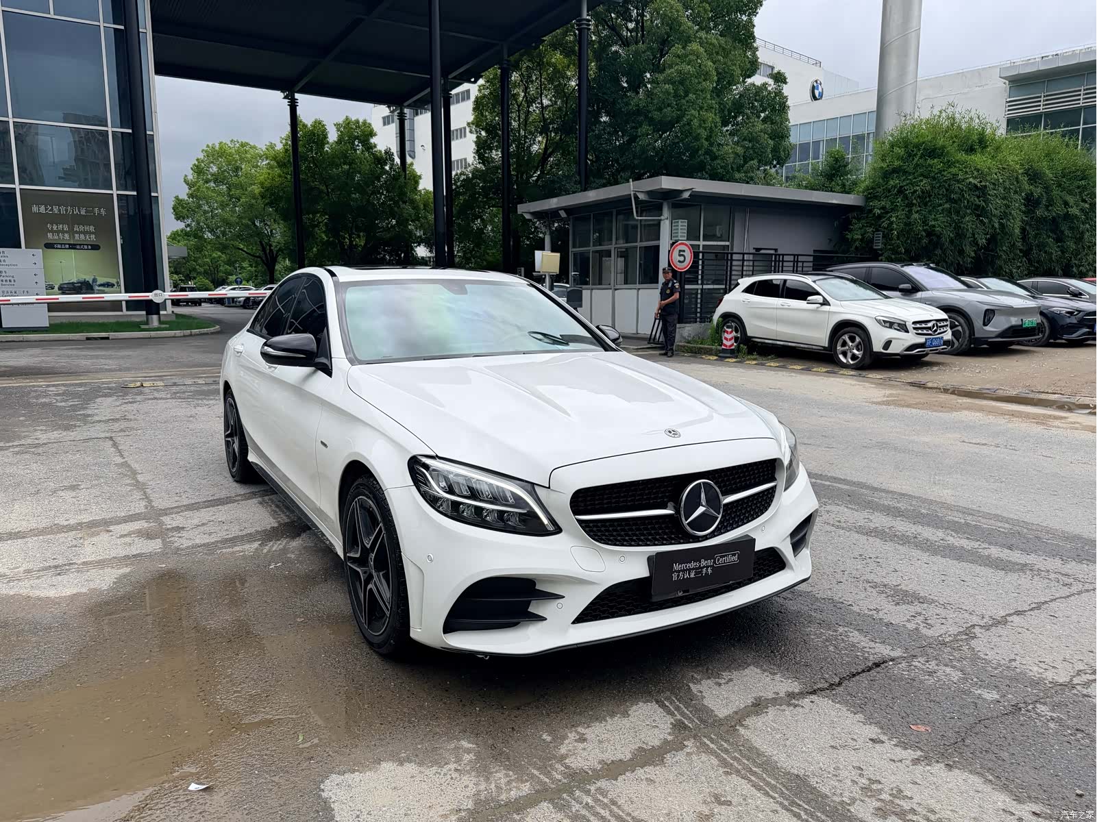 Mercedes-Benz C-Class, 2021 3