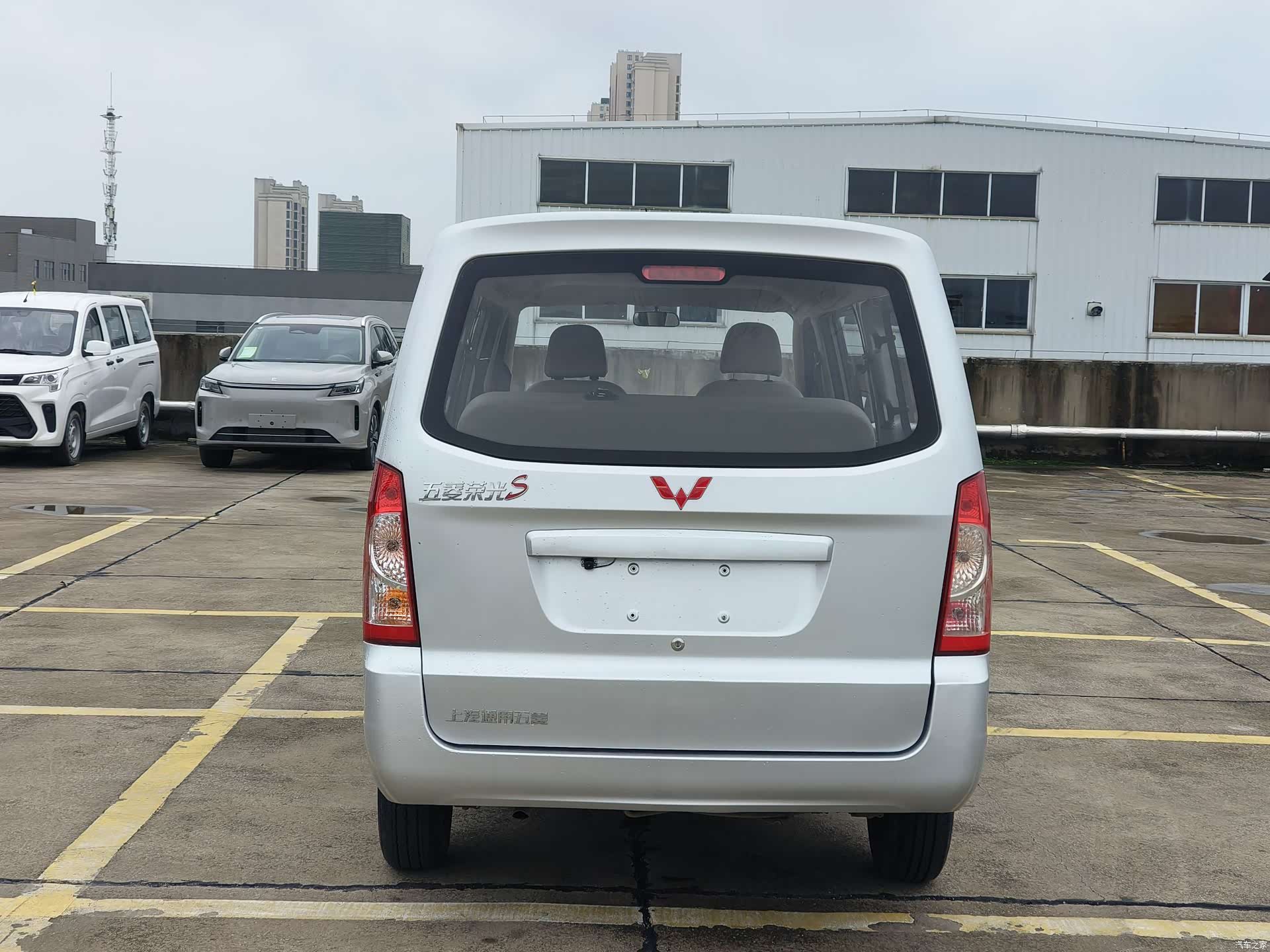 Wuling S, 2022 все фото