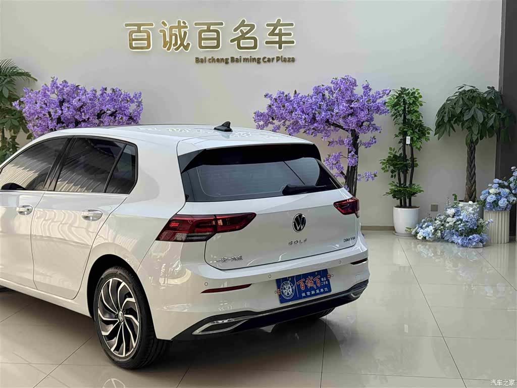 Volkswagen Golf, 2023 9