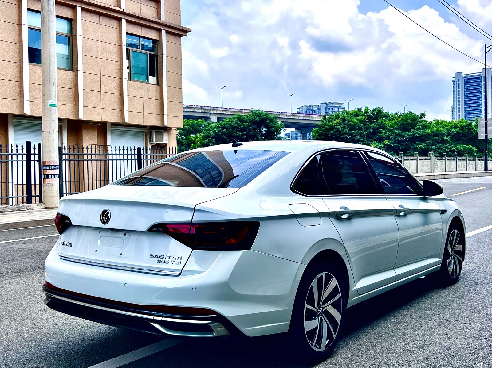 Volkswagen Sagitar, 2023 7