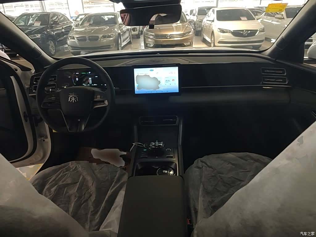BYD Qin, 2025 10