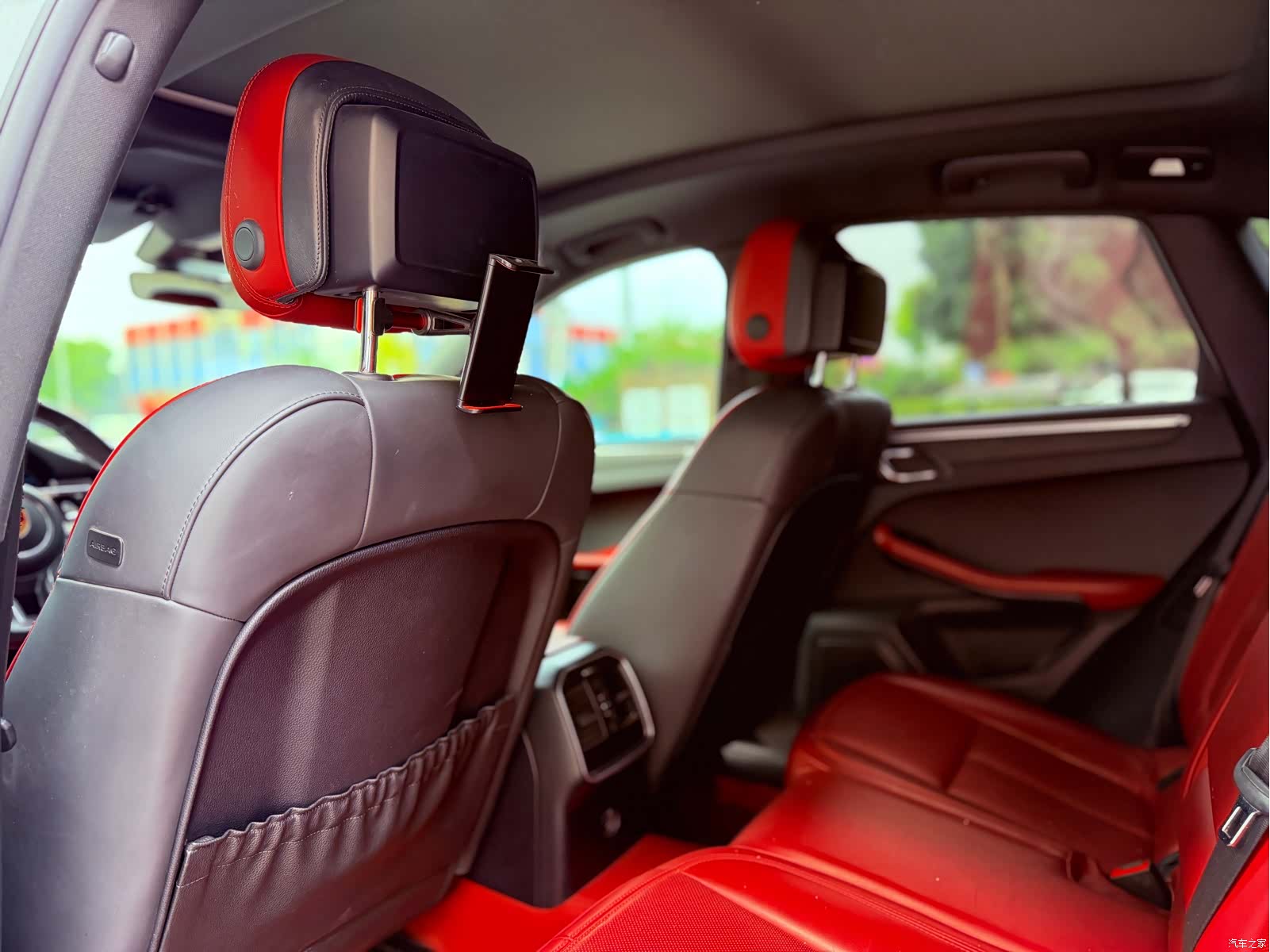 Porsche Macan, 2019 10