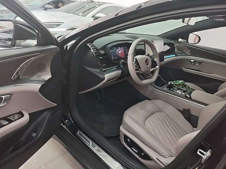 BYD Han 2025, фото 15