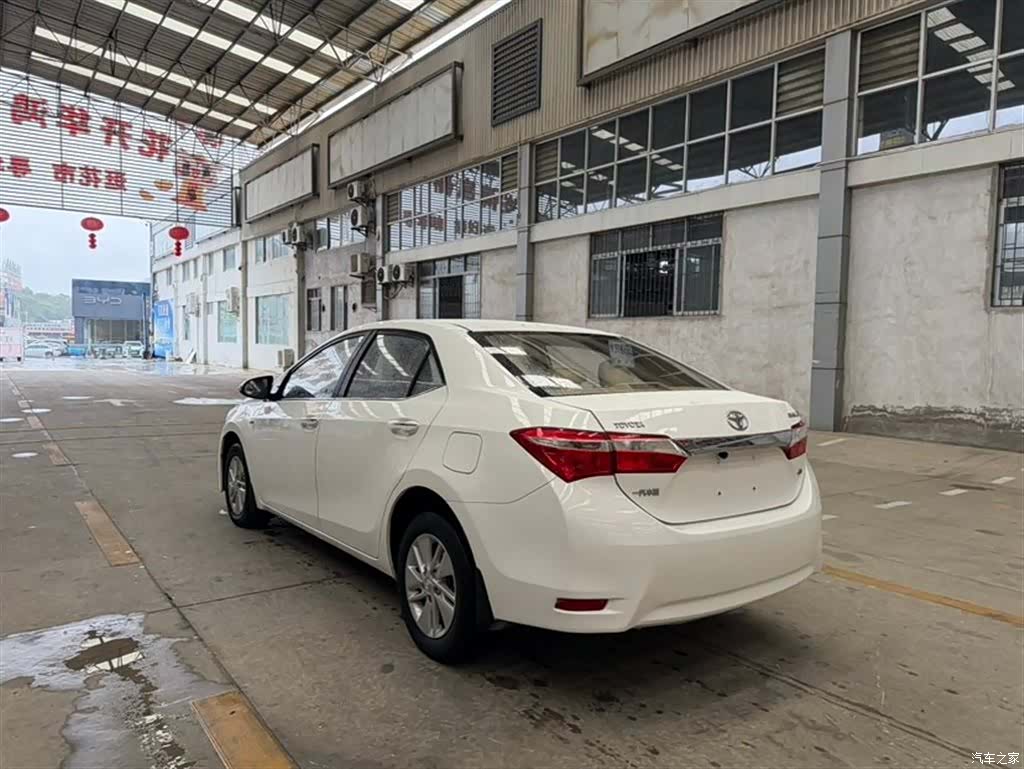 Toyota Corolla, 2015 6