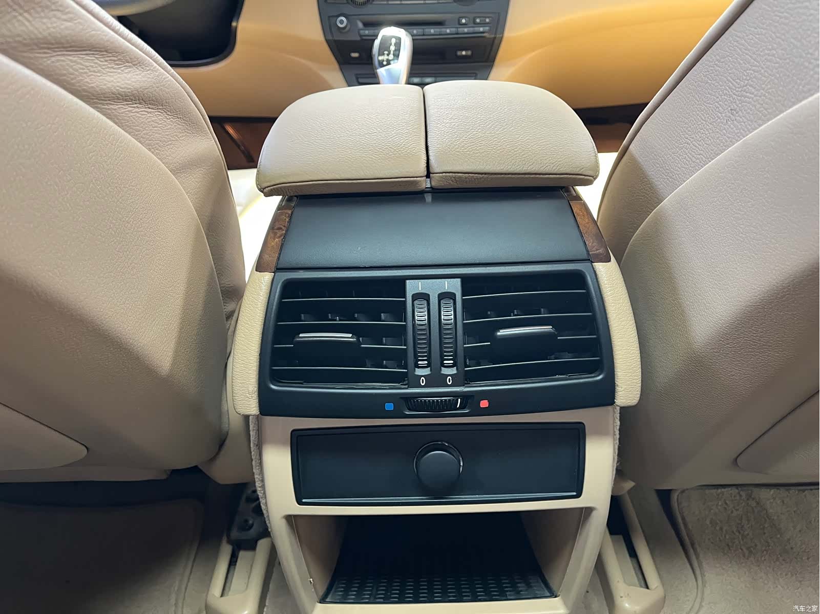 BMW X5, 2009 21