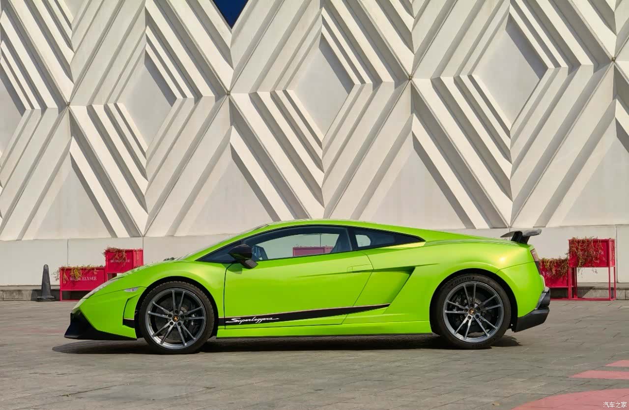 Lamborghini Gallardo, 2011 4