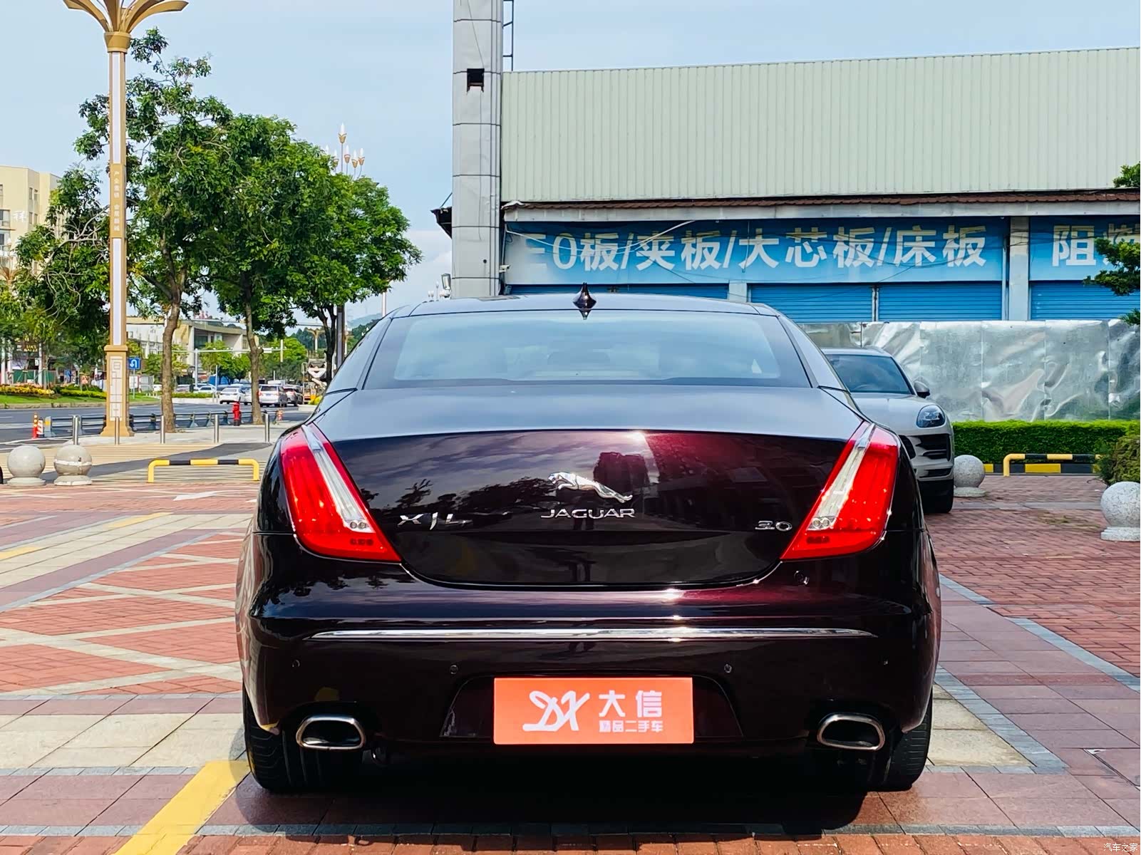 Jaguar XJ, 2015 все фото