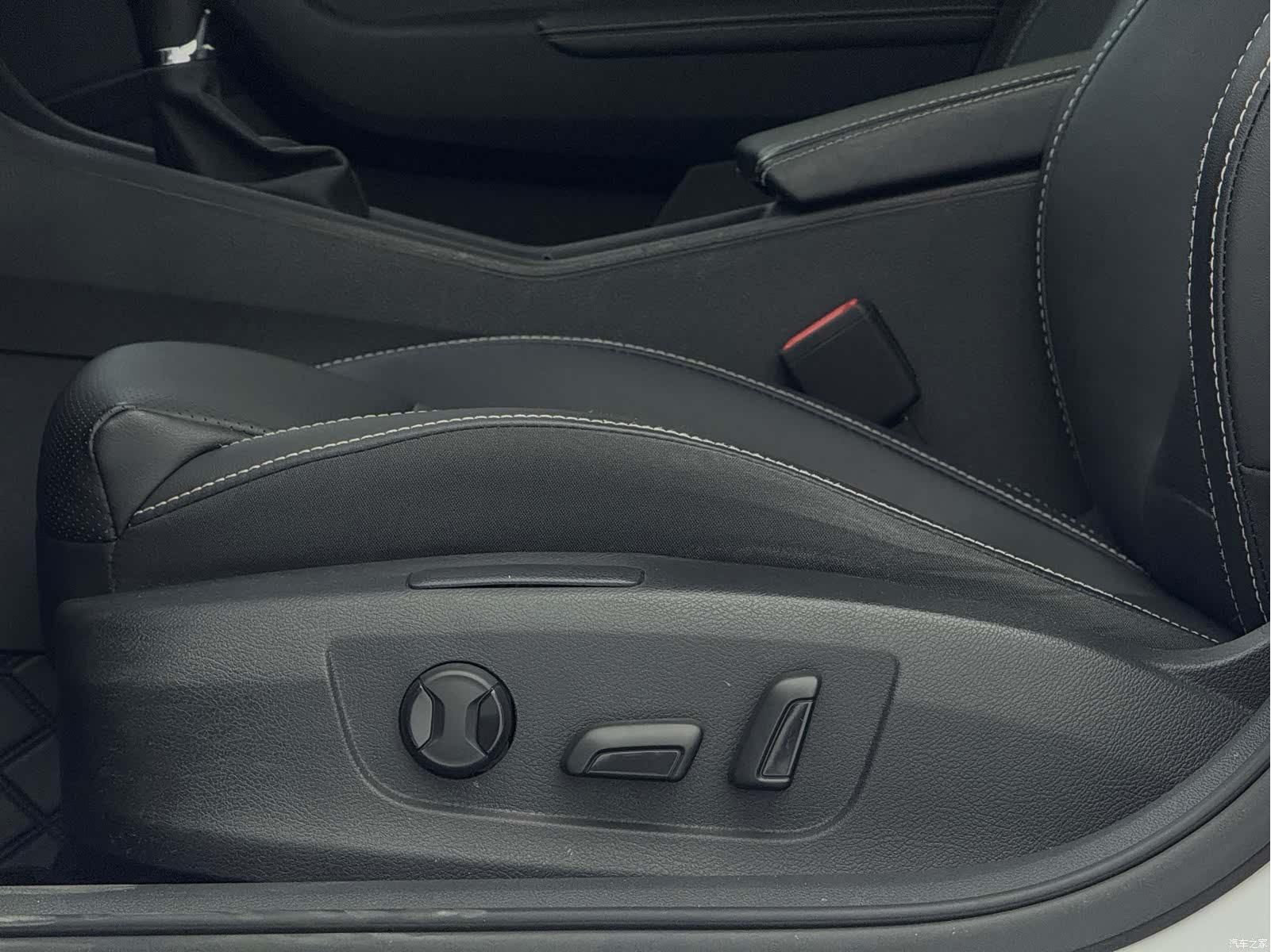 Skoda Superb, 2023 21