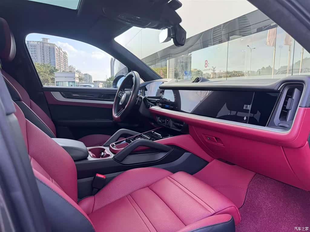 Porsche Cayenne, 2024 14