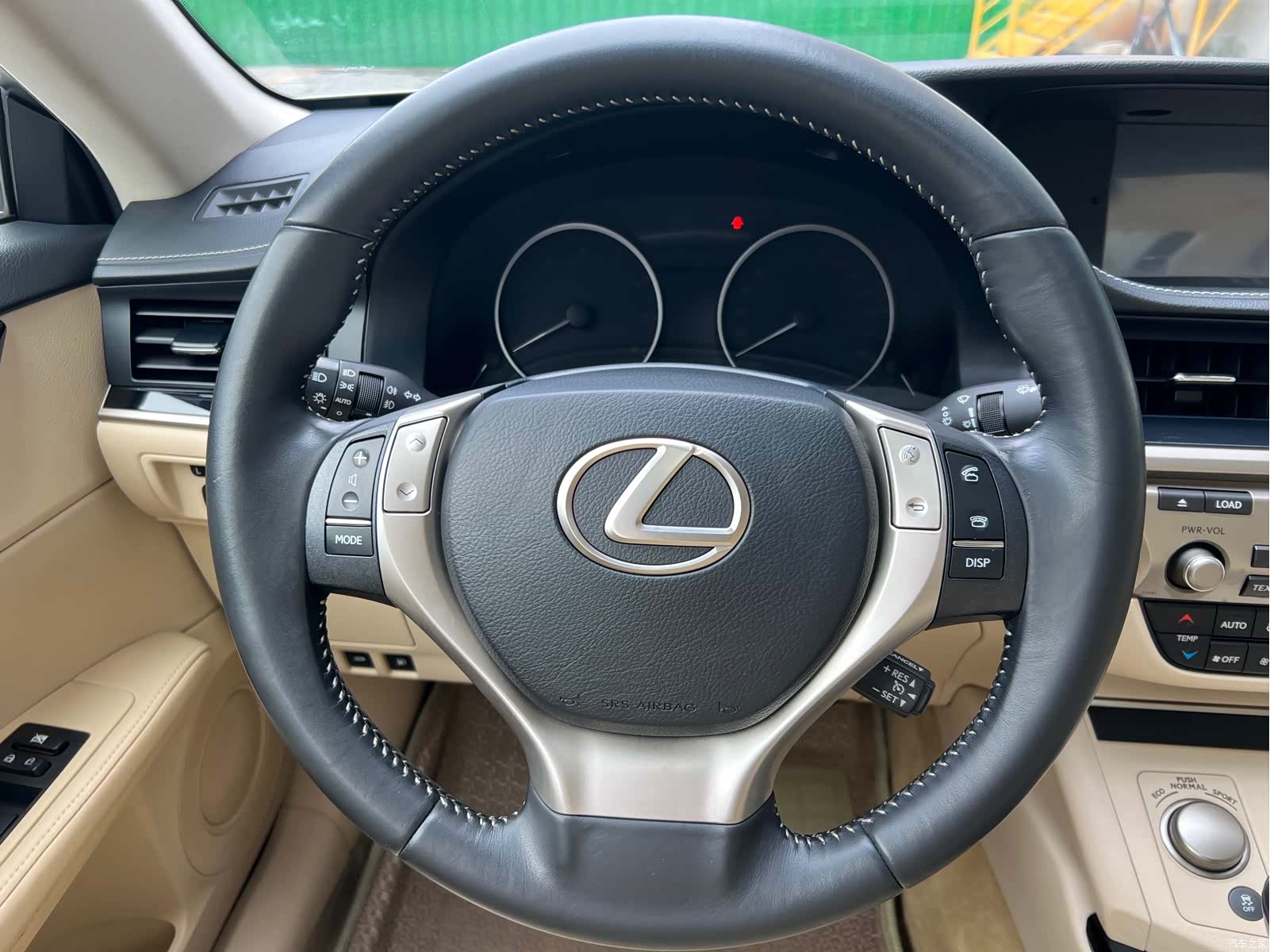 Lexus ES, 2014 19